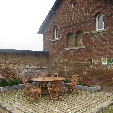 Modern Holiday In With Meadows Near Сasa de vacaciones