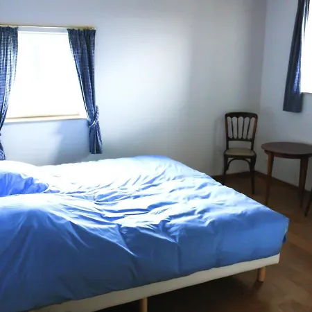 Сasa de vacaciones Modern Holiday In With Meadows Near *