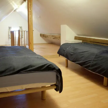Modern Holiday In With Meadows Near Сasa de vacaciones